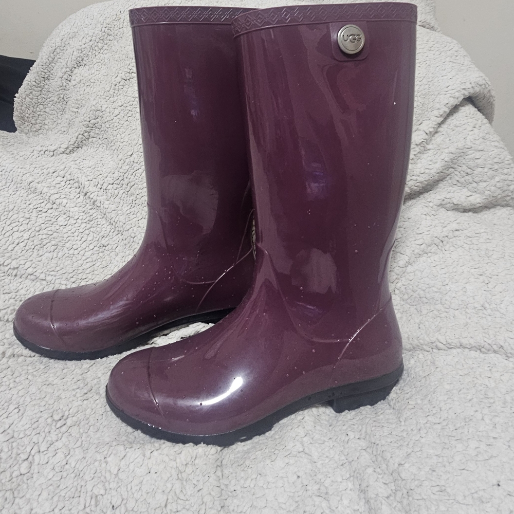 UGG Glossy Plum Rain Boots